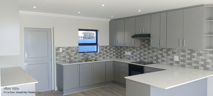 3 Bedroom Property for Sale in Hartenbos Central Western Cape